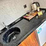 Apartahotel Pera 4*